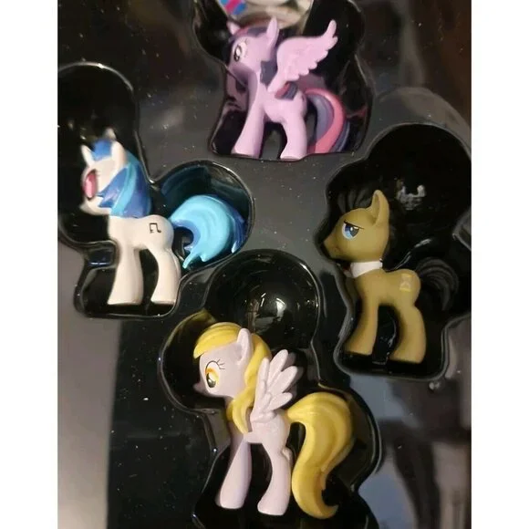 USAOPOLY GAME OF LIFE MY LITTLE PONY Opened Box - Picture 5 of 13